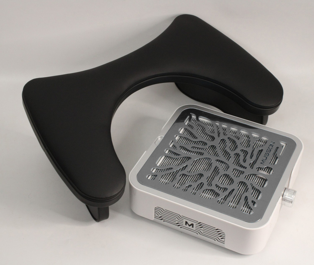 Набір для майстра манікюру: манікюрна витяжка MUSSON X3 Silver і похилий підлокітник MrHelix Чорний, фото 1