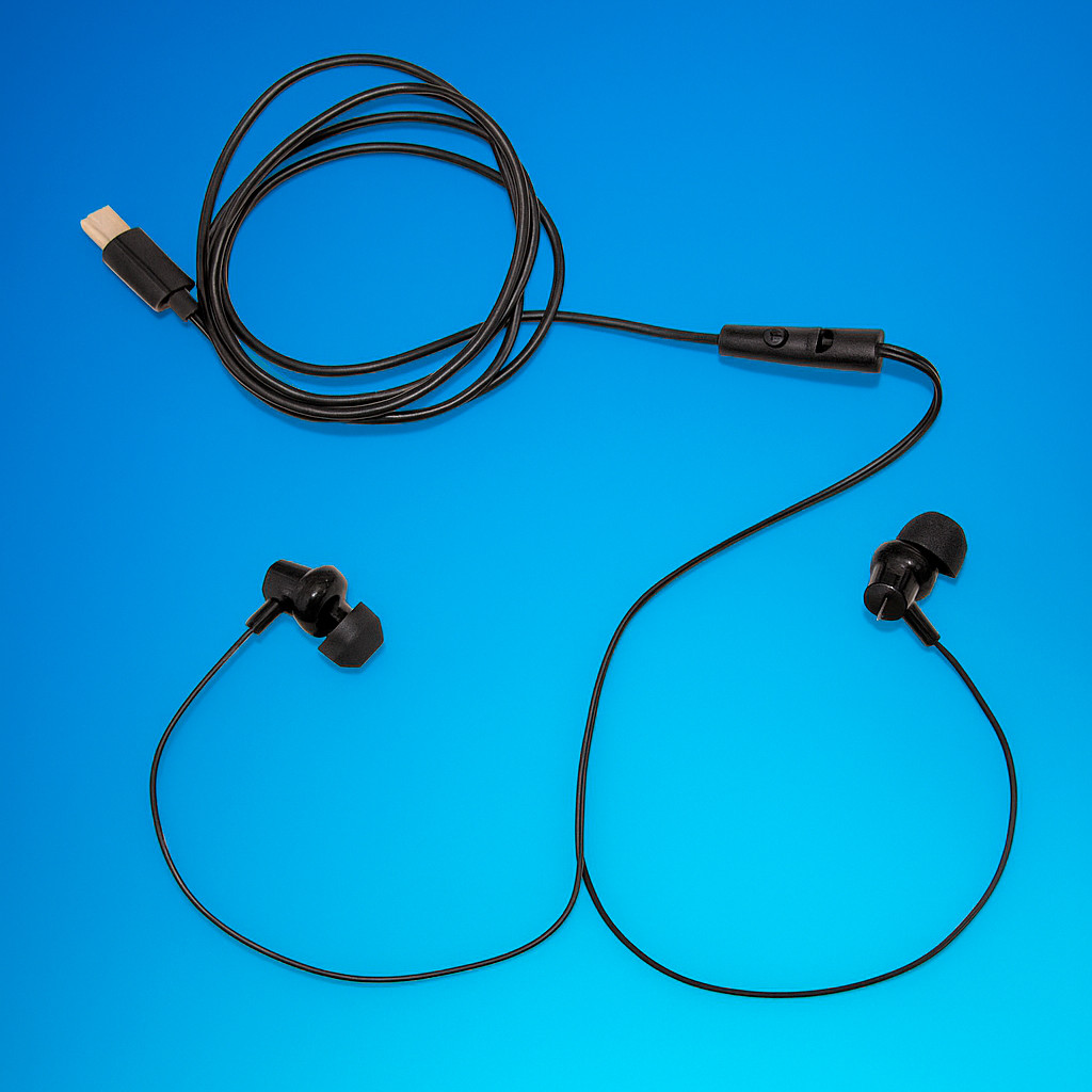 Дротові навушники з мікрофоном Celebrat G38, Чорний, вакуумні навушники/гарнітура для телефону з Type-C