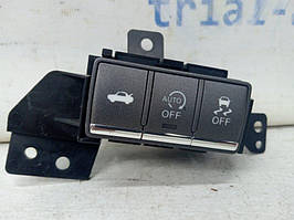 Кнопки керування Infiniti