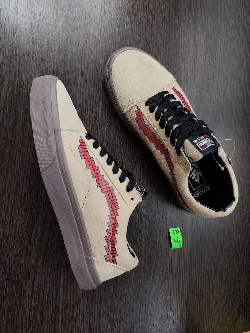 СКИДКА 42 р Vans Old Skool x Nintendo  Game Over  Light Brown кеди чоловічі кросівки, що містяться на темній підошві