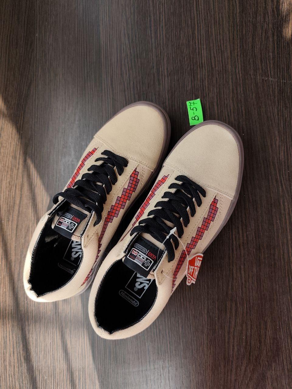 СКИДКА 42 р Vans Old Skool x Nintendo  Game Over  Light Brown кеди чоловічі кросівки, що містяться на темній підошві
