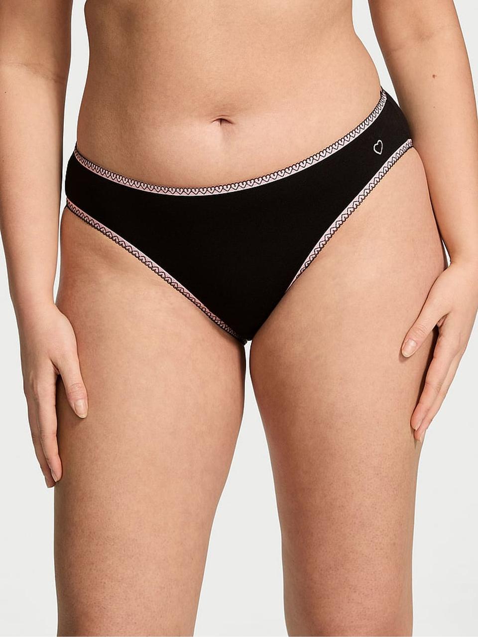 Жіночі трусики бікіні Victoria's Secret з обробкою у вигляді сердець 1159842172 (Чорний XL), фото 1