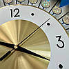 Безшумний гарний годинник на стіну (70 cм) в спальню вітальню "Етно-G" NC золотистий, фото 3