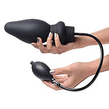 Анальна пробка Master Series Ass-Pand з накачуванням та грушею, чорна, фото 3