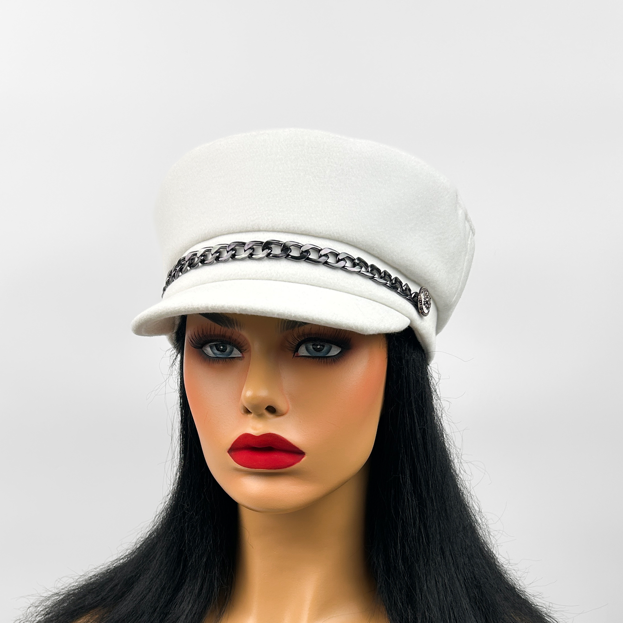 Женская кепка "C цепочкой" белая