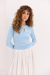 Лонгслів із вирізом над грудьми та вирізом для великого пальця