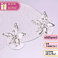 Сережки пусети Листики серія 925 з камінням колір білий 14х14мм метал сріблястий купити біжутерію дешево оптом в інтернеті