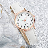Жіночий годинник Geneva з ремінцем з екошкіри (Білий)
01, фото 2