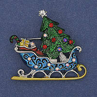 Брошка Новорічна Сані кольорова емаль стрази сріблястий метал 42х39мм + - купити біжутерію оптом в інтернеті
