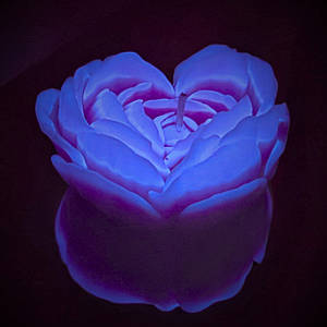 Свічка низькотемпературна люмінесцентна GlowKink фіолетова, L