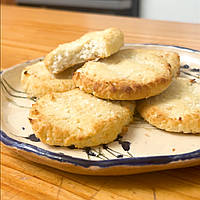 Кокосова паста, олія, борошно, стружка і чипси — тропічний набір для твоєї кухні