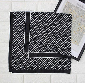 Хустка шовкова чорна