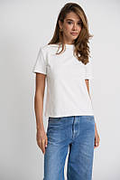 Базовая женская футболка из натурального хлопка молоко