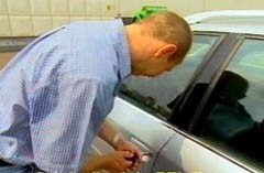 Як відкрити машину без ключа? Дніпропетровск