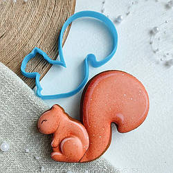 Вирубка для пряника пластикова Білка, 10.5 см