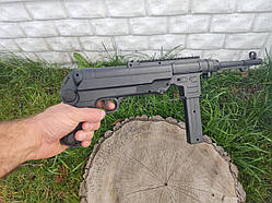 Іграшковий автомат Шмайсер P40A на кульках довжина 46 см, стріляє пластиковими кульками. Упакований у пакет