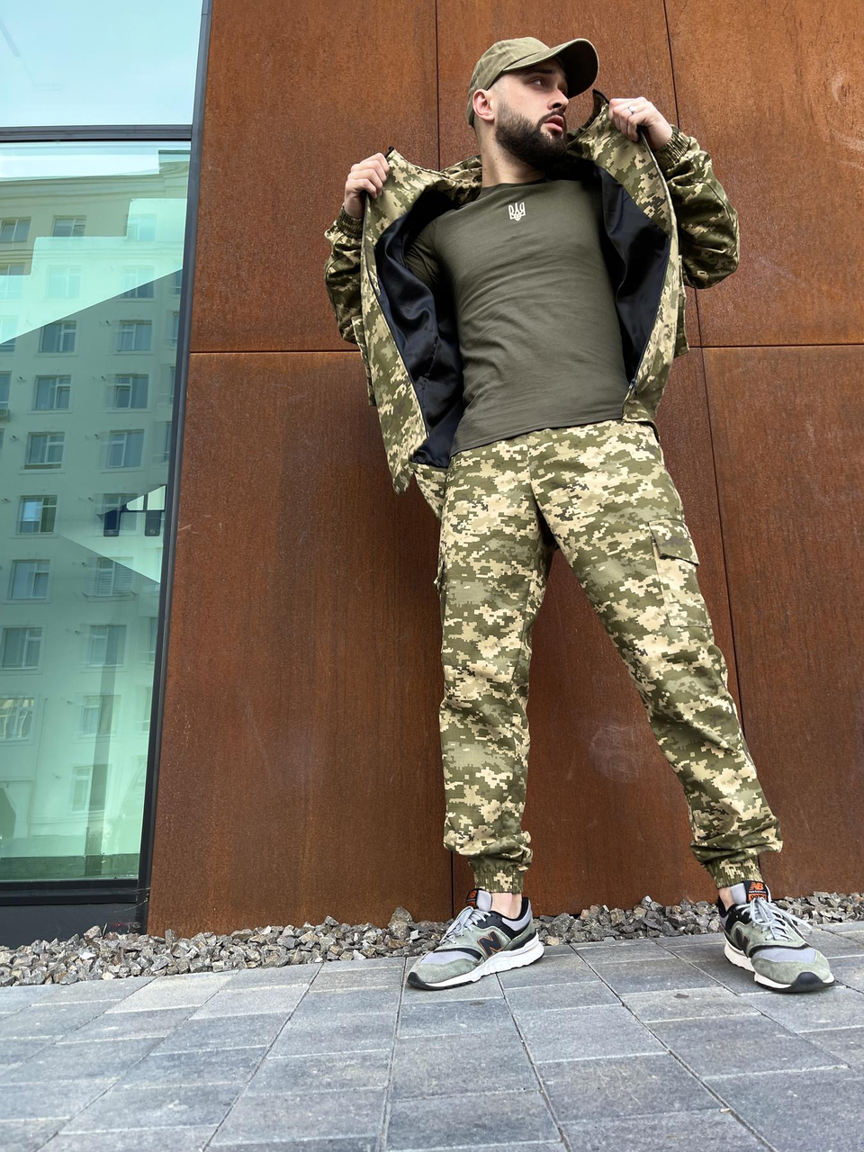 Військовий комплект чоловічий піксель куртка та брюки ріпстоп футболка тактичний одяг військовий костюм - фото 1 - id-p2736618321