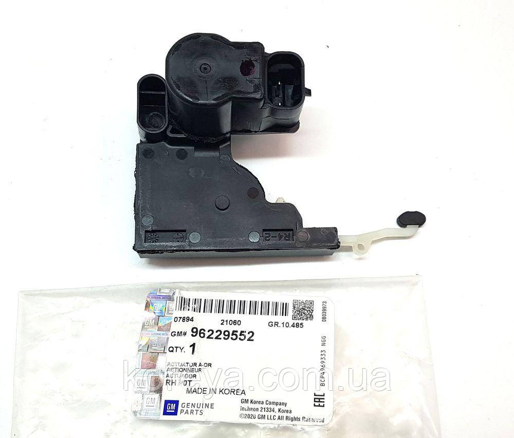 Блокіратор замка дверей (привод дверний) задній правий Сенс, Ланос GM 96229552, фото 1