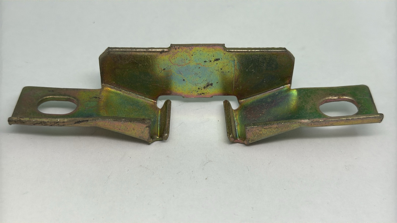 Фіксатор кришки багажника 2101 (планка) OEM, фото 1