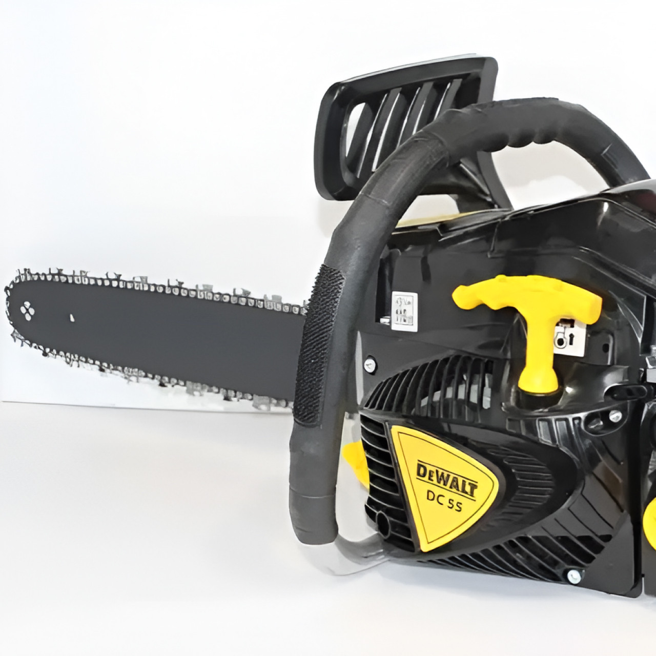 Бензиновая пила DeWalt DC55 Бензопила цепная Пилы для дерева (4,5 кВт, 52 см³) Пилы БЕНЗИНОВЫЕ Бензопила садовая - фото 1 - id-p2736678978