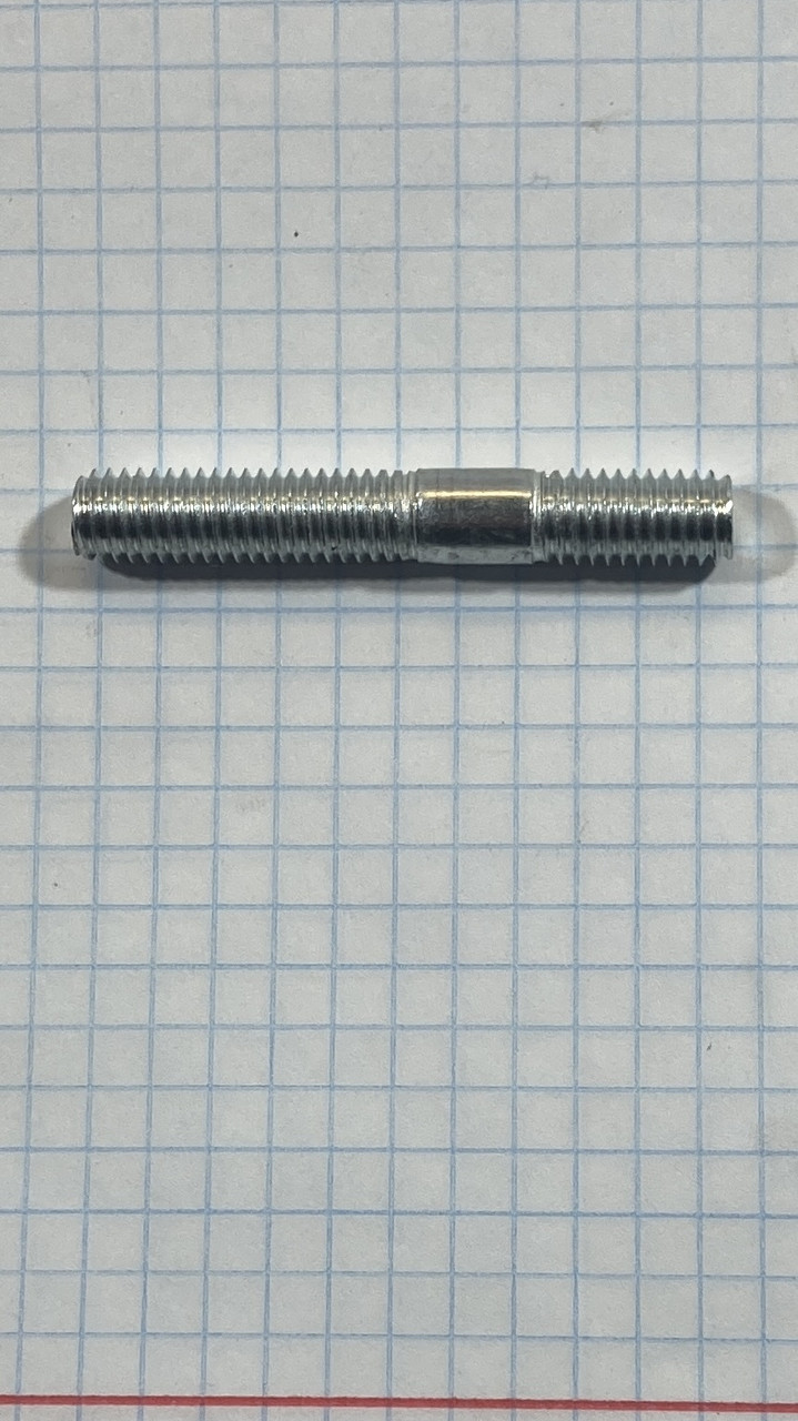 Шпилька М8 колектора 53мм ВАЗ 2101 2102 2103 2104 2105 2106 2107 2121 21213 Нива Тайга