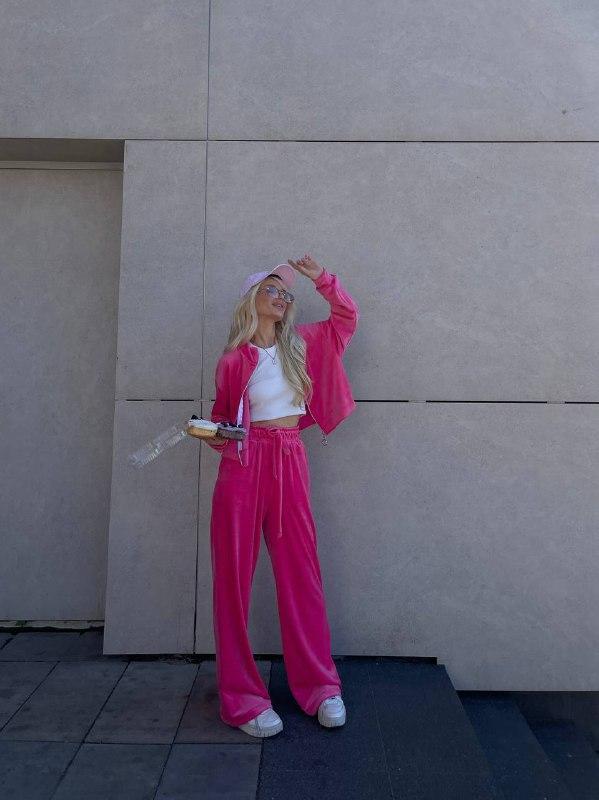 Жіночий прогулянковий костюм;  Різні кольори; Розмір: 42/44 і 46/48 ;, фото 1