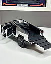 Інерційна колекційна машинка Tesla Cybertruck 1:32 з ефектами світла та звуку, Сіра, фото 3