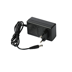 Універсальний зарядний пристрій Елпром 21V-1А