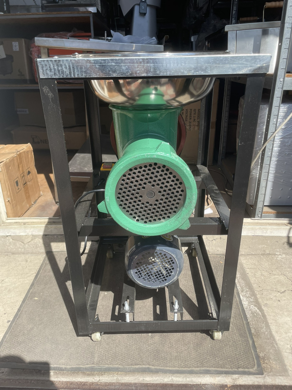 М'ясорубка промислова Vektor XH-62 600 кг/год (4000 Вт), фото 1