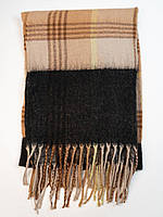 Шарф женский шерстяной с черно-бежевым клетчатым узором