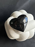 Обсидіан натуральний камінь райдужний обсидіан серце 51*45*16 мм., фото 6