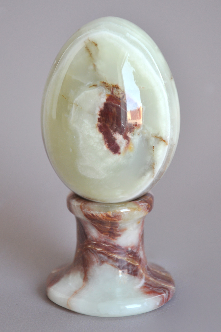 Статуетка яйце з натурального каменю онікс з підставкою, 6.5 см (колір, як на фото), фото 1