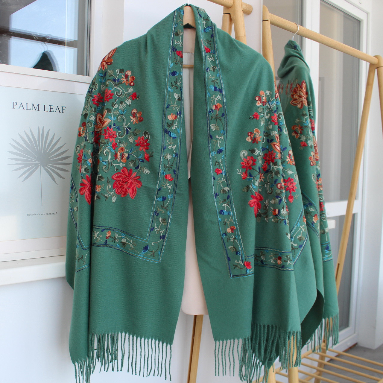 Кашеміровий шарф "Ваза квітів" травяний 135014, фото 1