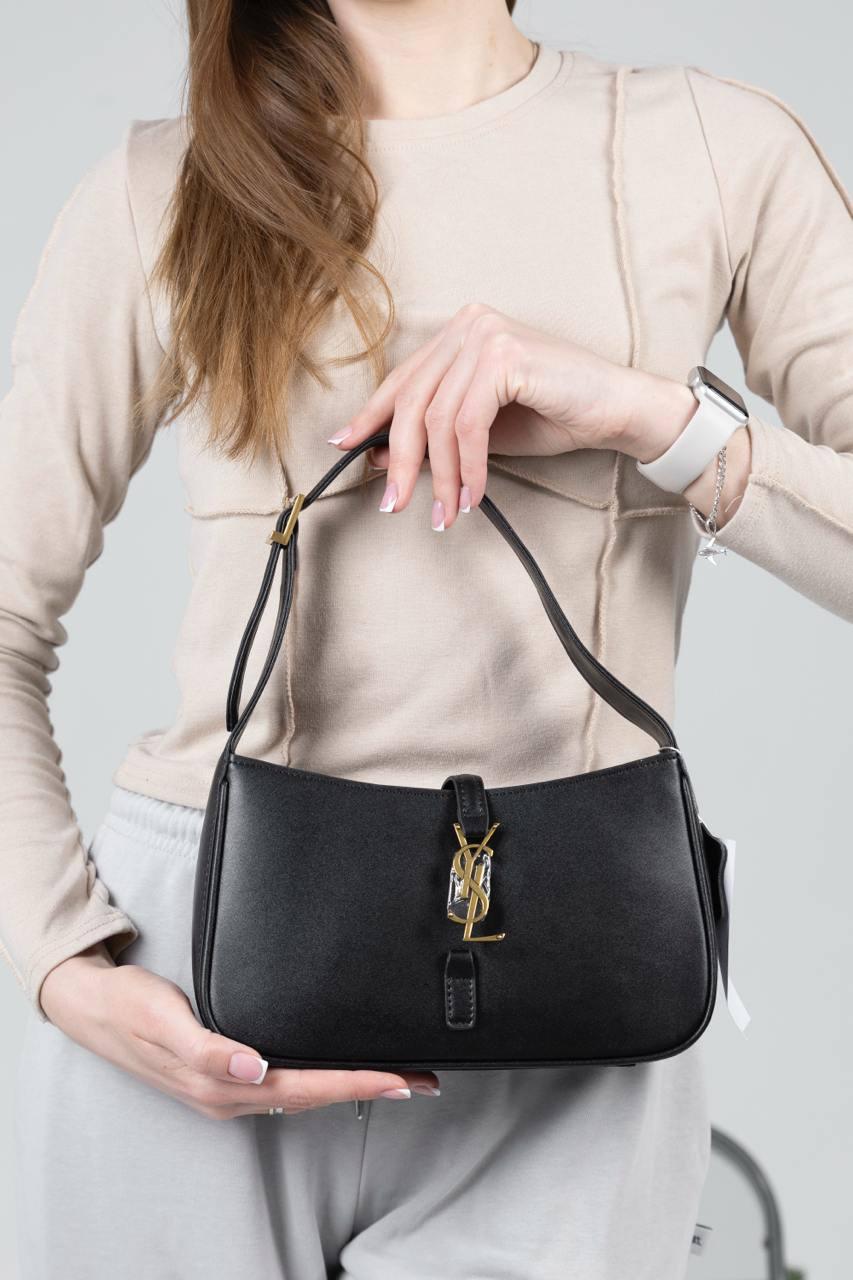 Жіноча сумка Yves Saint Laurent Hobo Le 5 A 7 Leather Shoulder Bag in BLACK/GOLD (чорна) повсякденна art075 vkross, фото 1