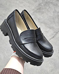 Стильні жіночі шкіряні лофери в чорному кольорі