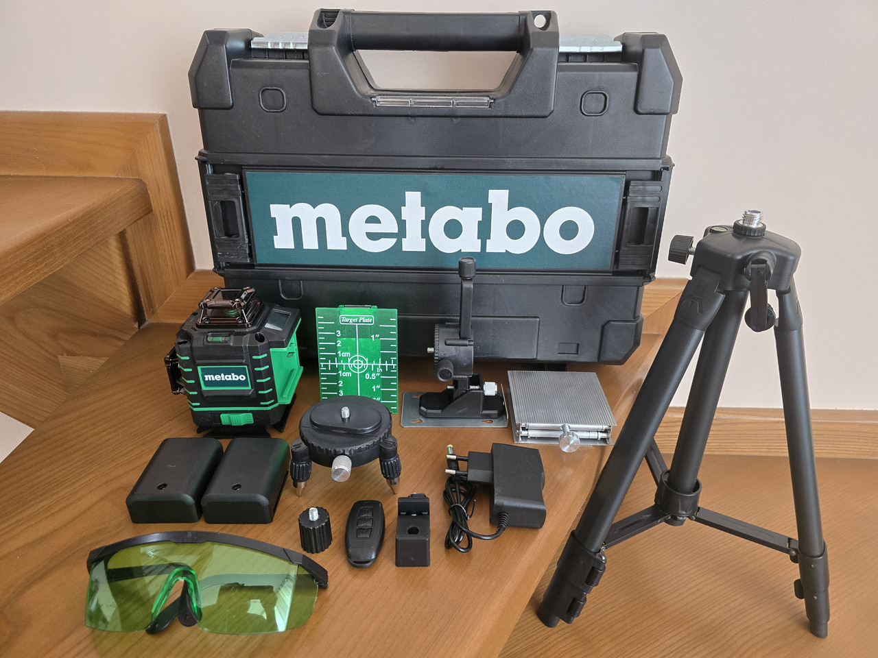 Лазерний рівень Metabo 4D 16 ліній