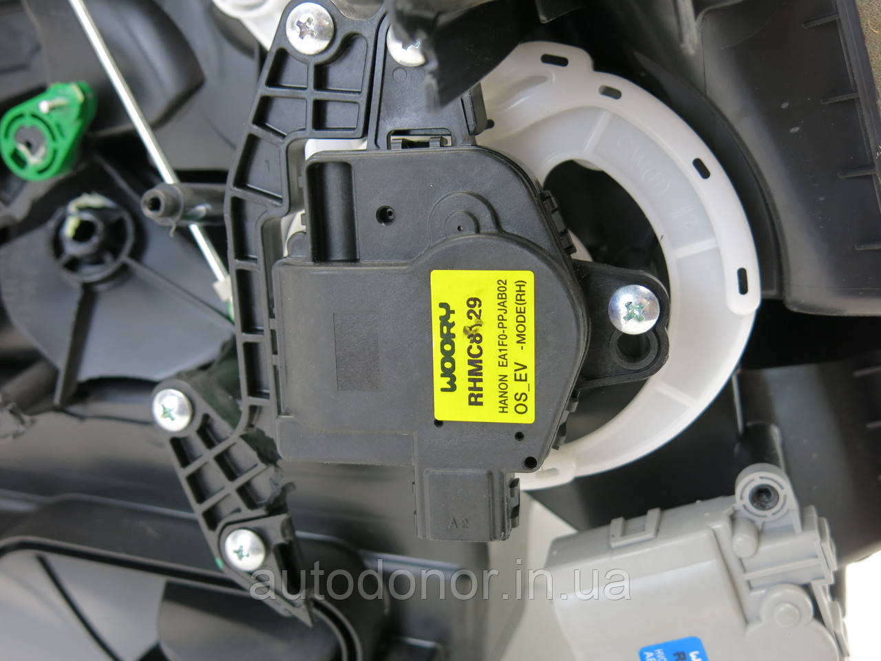 Моторчик заслонки обігрівача салону Hyundai Kona Electric (17-) EA1F0-PPJAB02