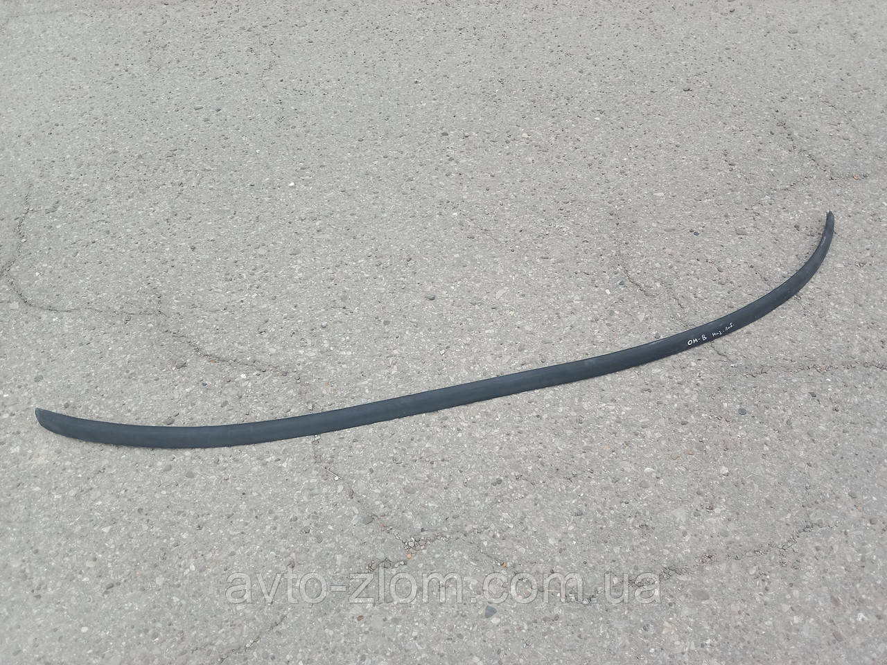 Ущільнювач лобового скла Opel Omega B. Опель Омега Б. Нижній., фото 1