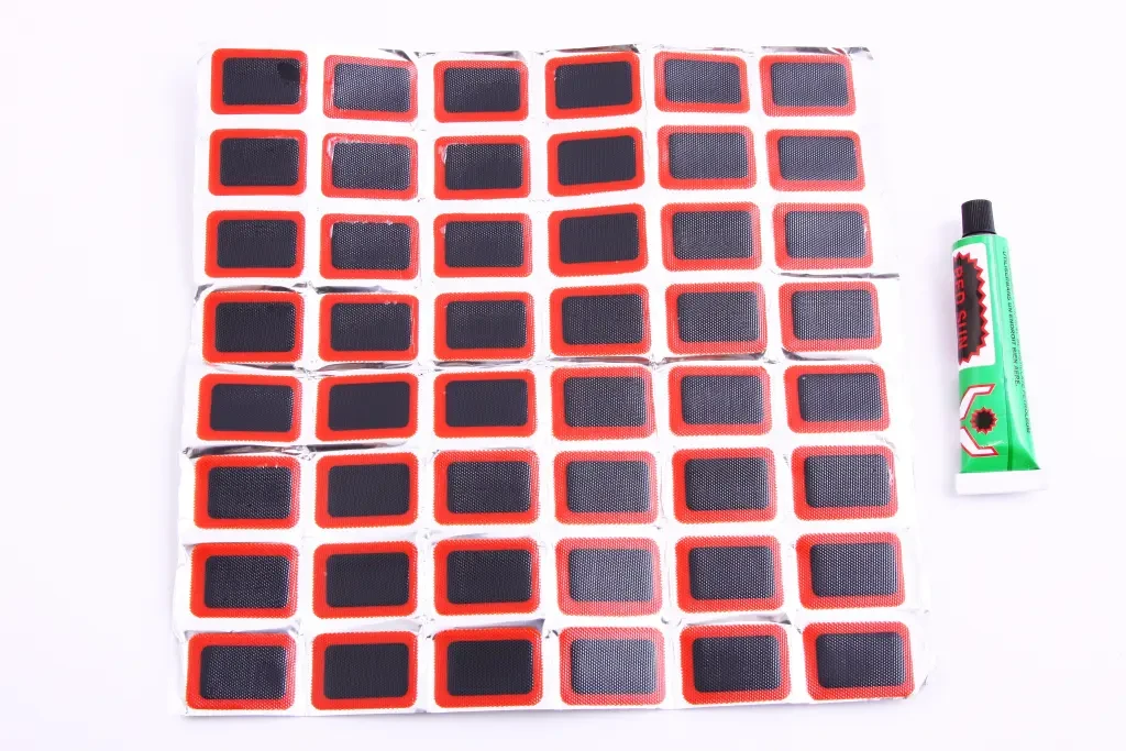 Латка для камери "Red Sun" (48 шт.) прямокутні 35*25мм + клей, фото 1