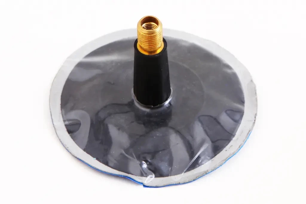 Штуцер для камери ремонтний 35мм з вкладкою (латка 65мм) без золотника і колпачка, фото 1