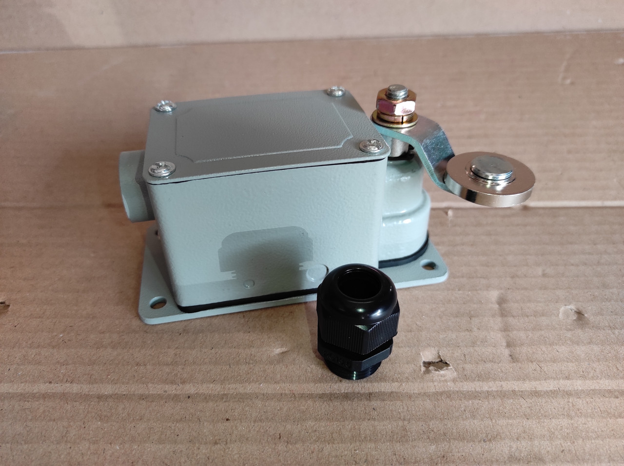 Вимикач кінцевий ВК-300, фото 1