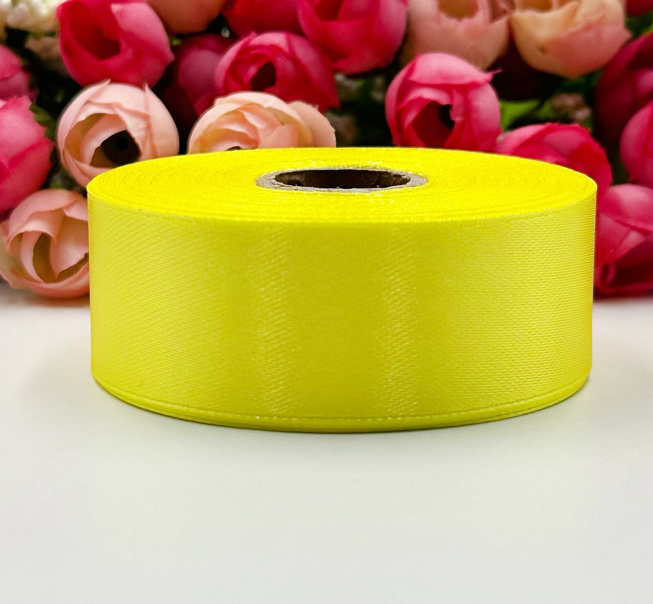Атласна стрічка / 2,5см / 23 метри / Світло-жовтий, фото 1