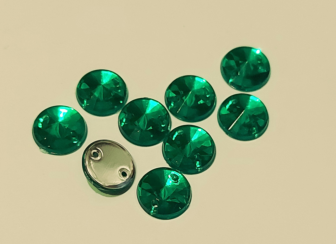 Стрази пришивні   акрилові пластикові.  Смарагдово-зелені, 50 шт, круглі ( 10 мм)