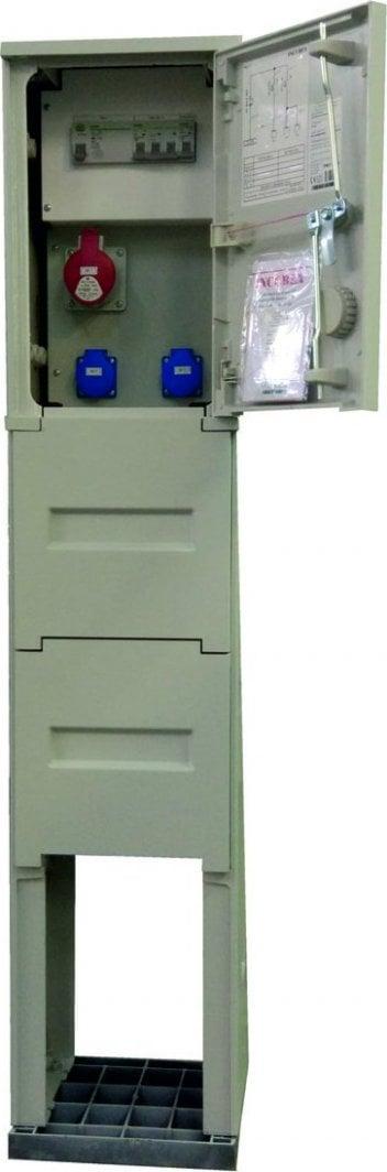 Щит Incobex Construction на фундаменті (2x2P+Z 1x16A 5P) RB1/2/F W6019-1218-006