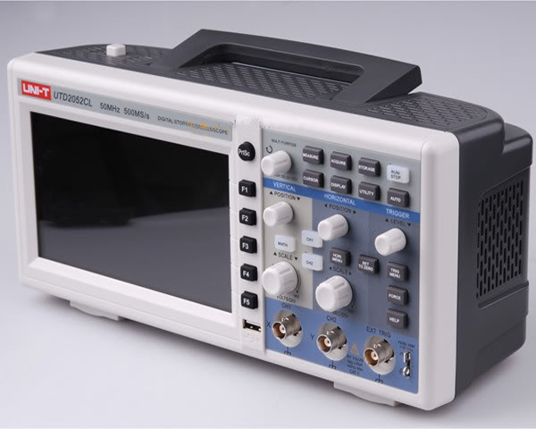Цифровий осцилограф UNI-T UTD2052CL 50 МГц с7,0" РК-дисплеєм