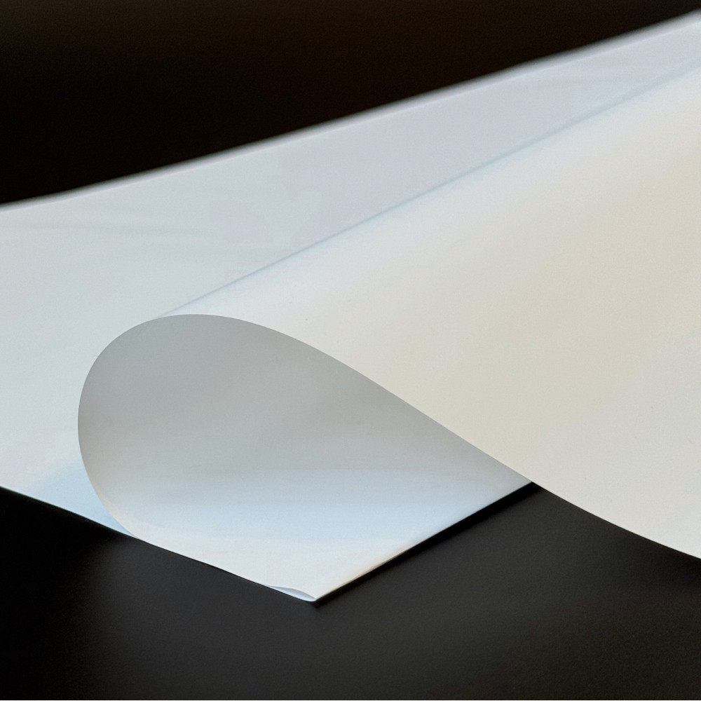 Флористична калька плівка для упаковки квітів, матова щільна, 56х56 см, біла (20 листів), фото 1