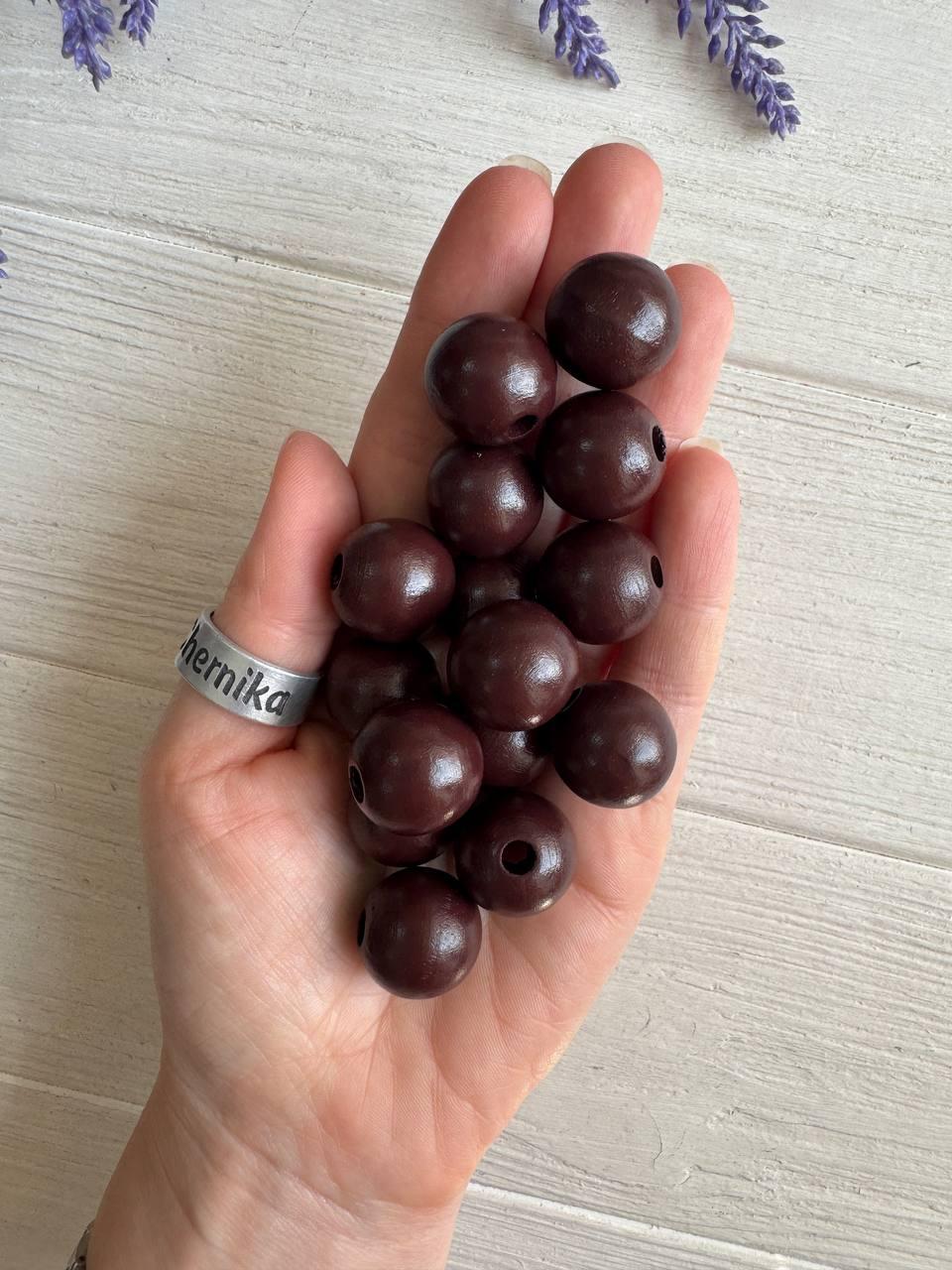 Намистини дерев'яні круглі 18 мм , бордово коричневі 500 грамів