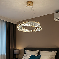 Освітлення для спальні - як обрати люстру або світильник