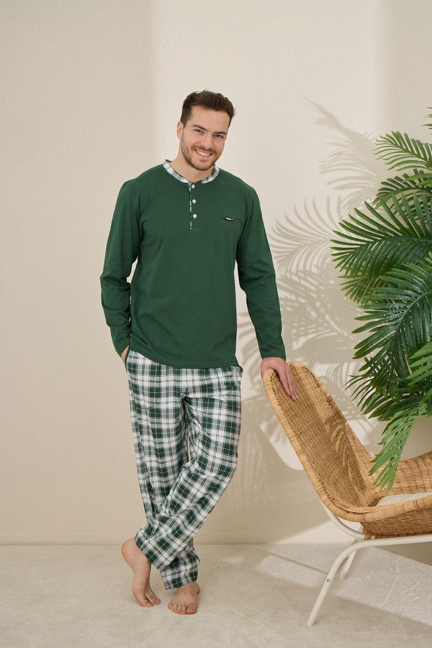 Чоловіча бавовняна піжама "Cameron" лонгслів та штани в клітину зелена, фото 1