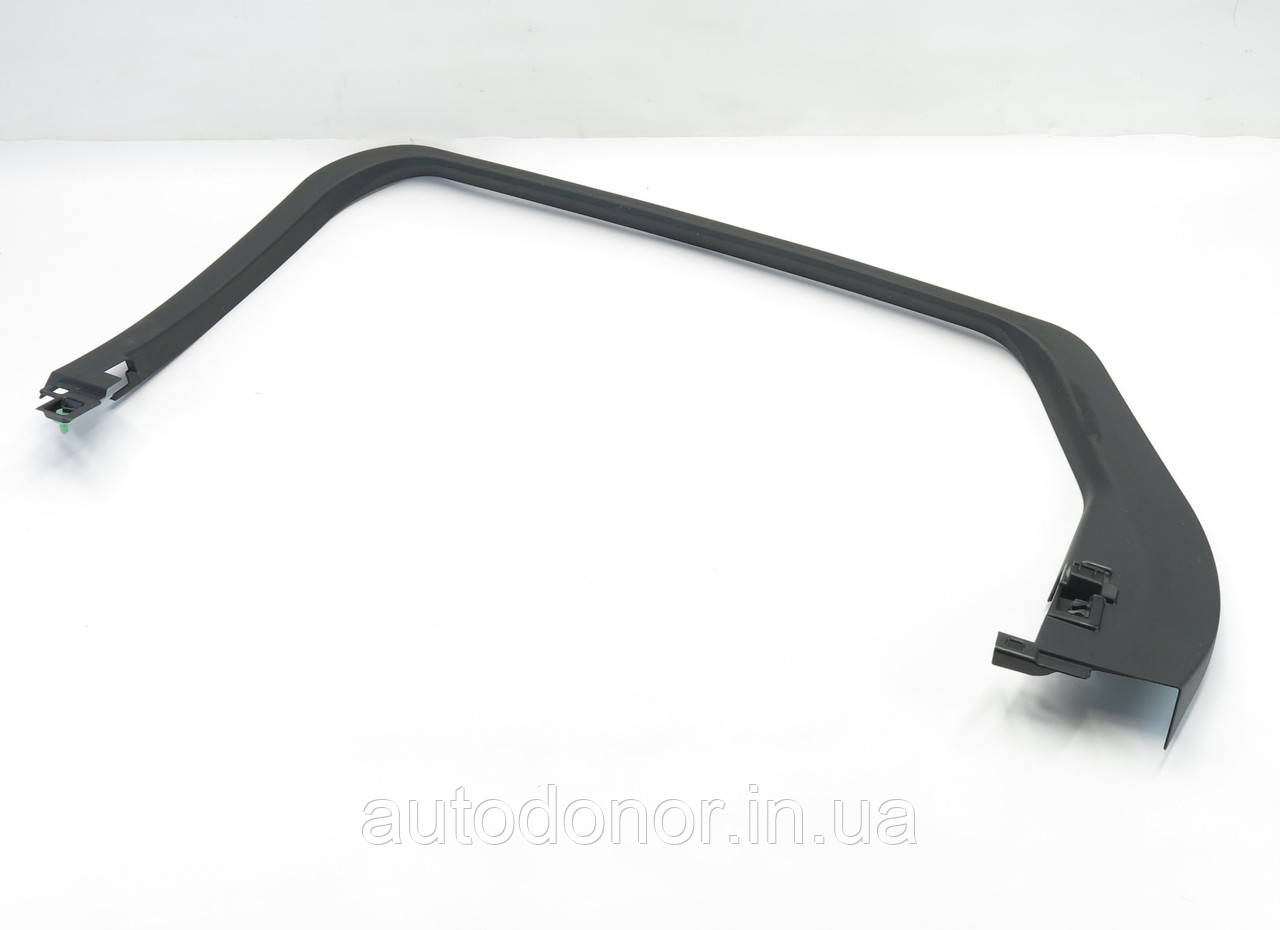 Молдінг внутрішній двері задньої лівий Nissan Ariya (22-) 822D4-5MP0A